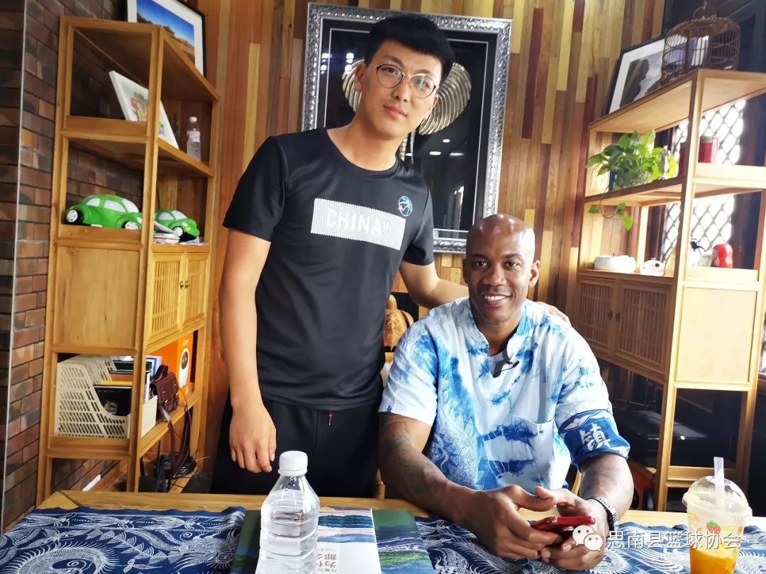 如何设计一套全面的篮球训练计划和策略_2
